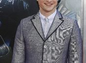 Daniel Radcliffe vai estrelar musical na Broadway pela primeira vez