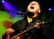 Vida do cantor e compositor Herbert Vianna vai parar nas telas do cinema