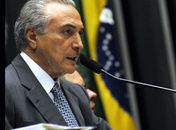 Temer tira PEC dos Cartórios da pauta 