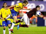 Na 'escuridão' do Morenão, Brasil empata com a Venezuela na despedida