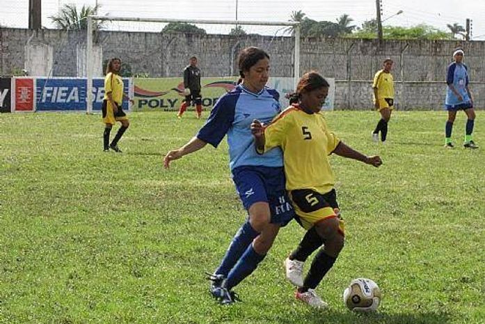 Definida arbitragem para os jogos de ida da semi final do feminino