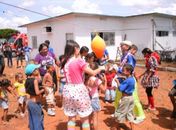 Filhos de detentos têm dia de festa e brincadeiras em presídio de Arapiraca