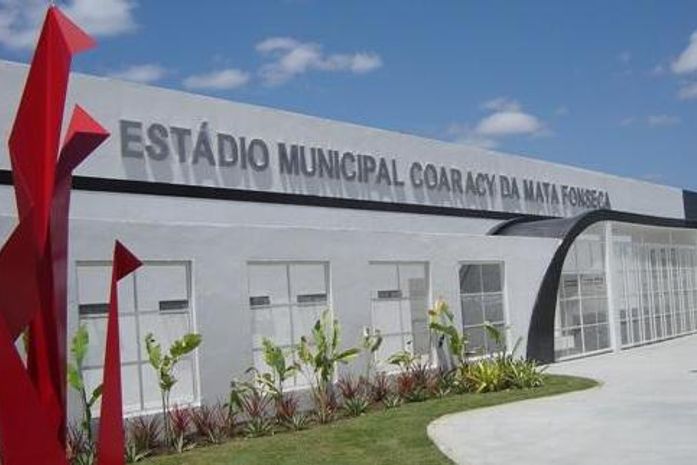Insatisfeitos com a paralisação da reforma no municipal, Dirigentes ameaçam sair do ASA