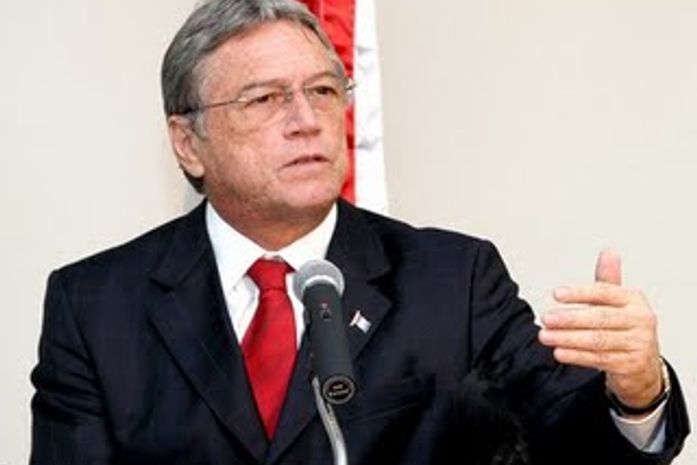 Teotonio vai a Arapiraca no lançamento de escola profissionalizante