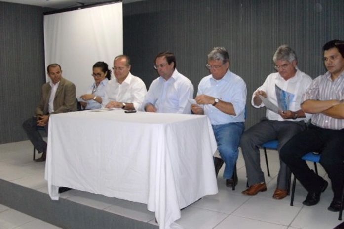 Ordem de serviço para construção do IFAL é assinada Arapiraca