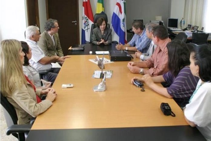 Reunião discute construção do Fórum municipal de Penedo