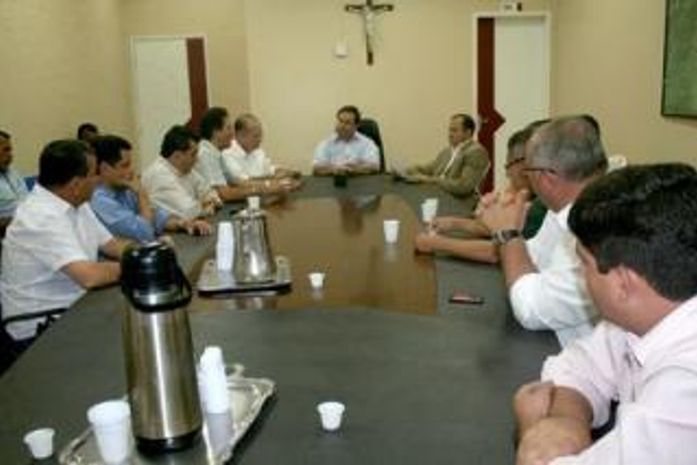 Prefeito de Arapiraca se reúne com diretoria do ASA