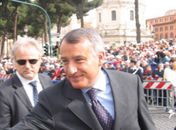 Presidente da região italiana de Lazio sai após suposto vídeo com transexual