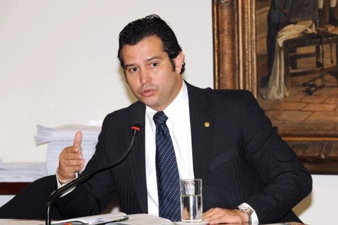 Aprovado relatório sobre acordo entre Brasil e Canadá