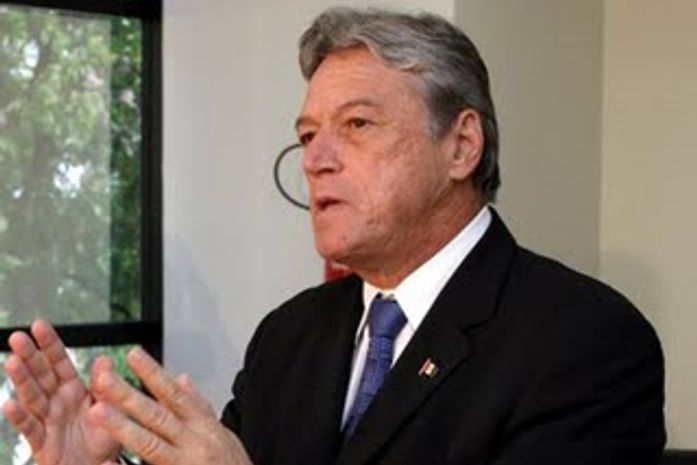 Governador visita Canal do Sertão e assegura que a obra não vai parar