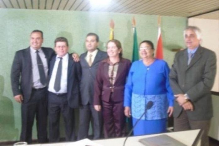 Vereadores de Palmeira imitam Assembleia e antecipam eleição de 2011 na Câmara