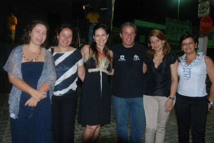 Prefeito Flaubert Filho e secretariado na festa da dança