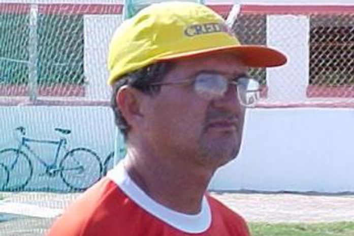 CRB ameaça fechar seu departamento infantil de futebol