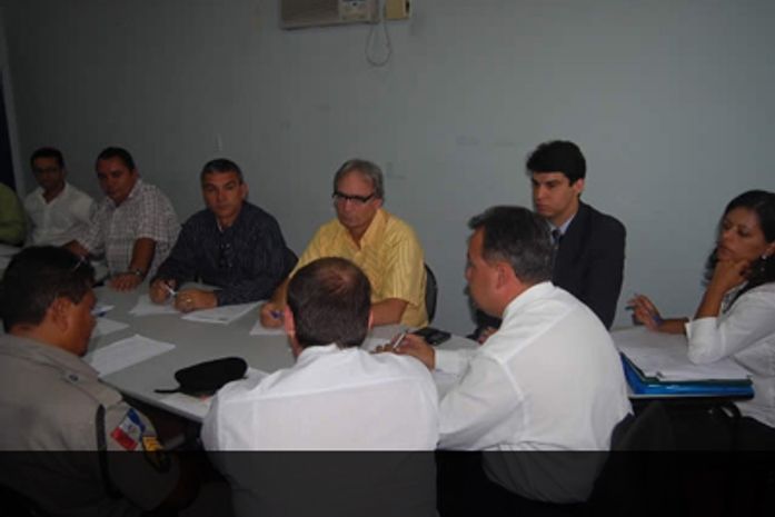 Lideranças políticas e policiais debatem segurança pública em Campo Alegre