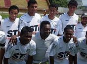 Pelé aponta mau planejamento no Santos e fala sobre \'malas\'
