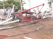 Torre de rádio cai em Arapiraca e cidade fica sem internet, tv e rádio 