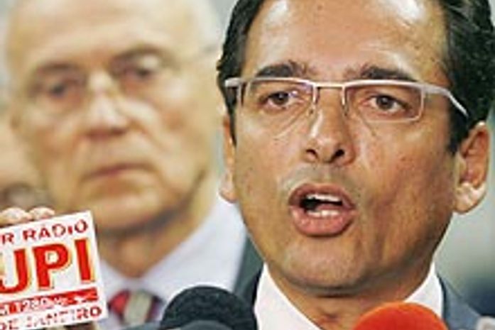 Protógenes diz que é demitido; Ministério da Justiça nega