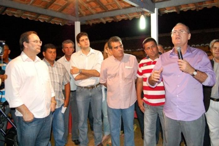 Renan,diz"Produtores familiares responde por 70% dos alimentos que chegam à mesa brasileira"