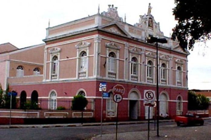 Fachada do Teatro Deodoro