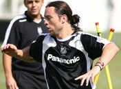 Ex-atacante do Santos morre aos 31 anos de infarto