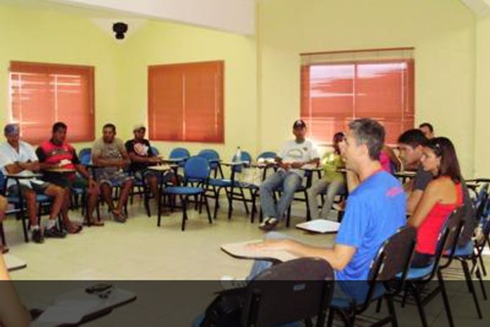 Pescadores e ostreiros discutem plano de desenvolvimento em Coruripe