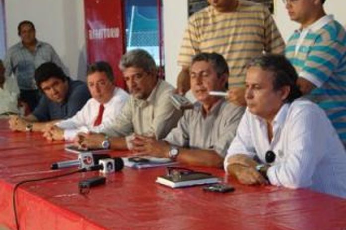 CRB anuncia grupo para o alagoano de 2010