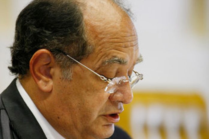 Supremo autoriza extradição de Battisti