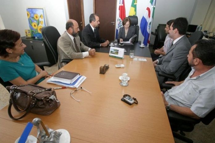 TJ recebe doação de terreno para a construção do fórum de Igaci