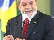 \"O adversário de Dilma é muito menos simpático do que ela\", diz Lula