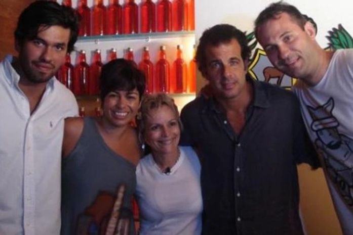 Alagoas surpreende apresentador Álvaro Garnero durante gravação de programa