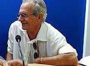 Zé Muniz entra com pedido de cassação de mandato de Carlos Alberto Canuto 