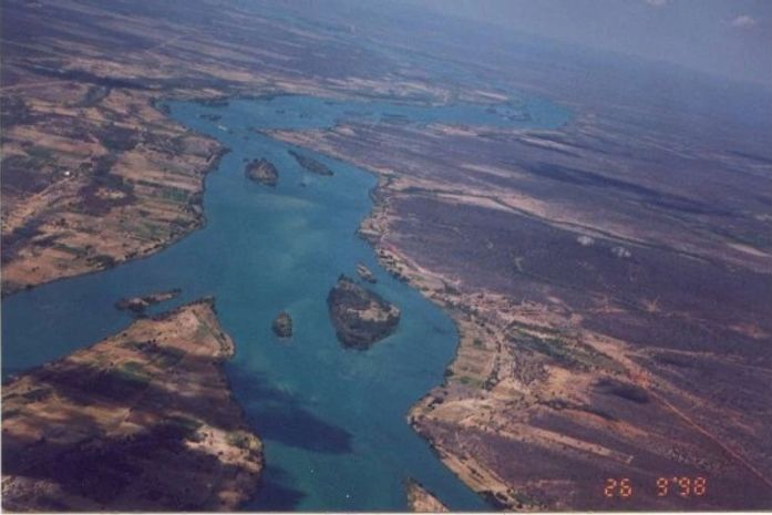 Geógrafos debatem transposição e meio ambiente