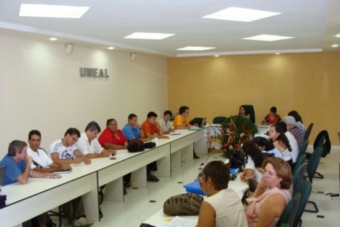 Novos conselheiros tomam posse na Uneal