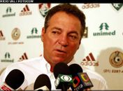 Técnico campeão mundial entra na mira do Vasco para 2010