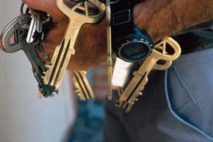 Governo de Pernambuco abre concurso com 500 vagas para agentes de segurança penitenciária