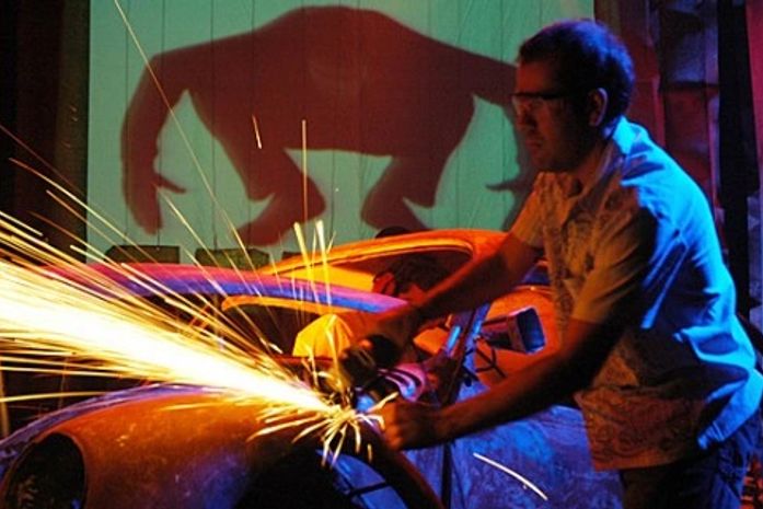 Multi-instrumentista Siri apresenta espetáculo Ultrasom no Teatro Sesi