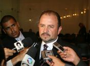 Antônio Albuquerque criticou atuação da polícia durante prisão do filho