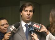Presidente do DEM revela que Arruda seria vice de Serra ou Aécio