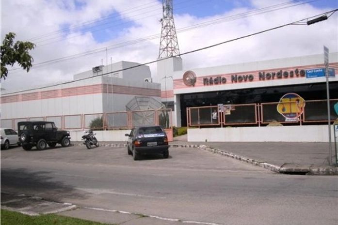 Radio Novo Nordeste sai do ar para troca de torre da emissora