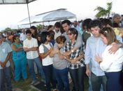 Corpo de ex-deputado Manoel Pereira Filho é sepultado em Arapiraca sob forte comoção