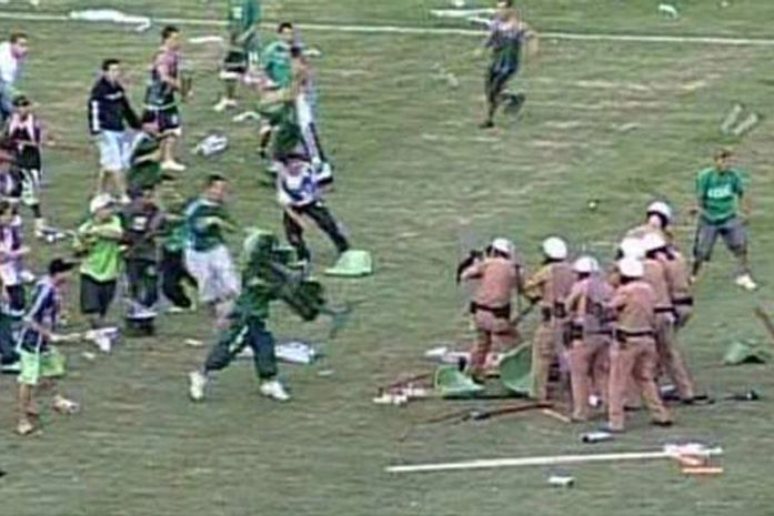 Briga começou no estádio, após rebaixamento do Coritiba 