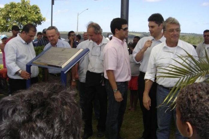 Governador inaugura escola e acesso rodoviário em Teotônio Vilela