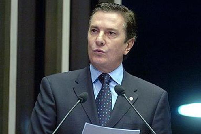 CPI da Petrobras: Collor surpreende aliados e pede vista do relatório