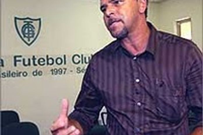 Ex-jogador da Seleção Brasileira assume adversário do ASA e já fala do alvinegro