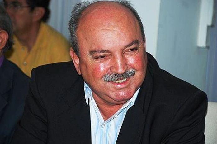 Deputado nega que homem assassinado fosse seu cabo eleitoral