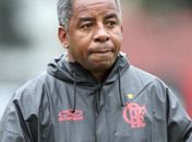 Sem acordo entre Andrade e Flamengo, técnico fica longe de renovar