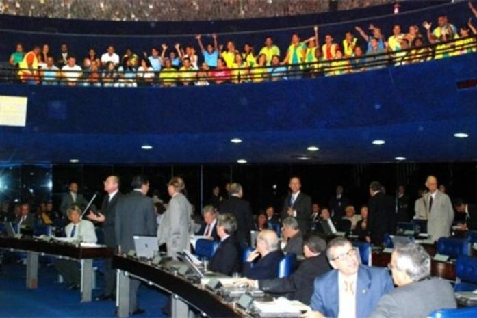 Renan Calheiros consegue aprovar PEC dos Agentes de Saúde
