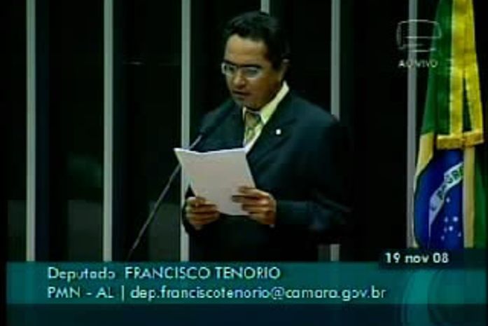 Deputado alagoano apresenta PEC que extingue Senado e Câmara