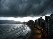 Verão começa com chuva 