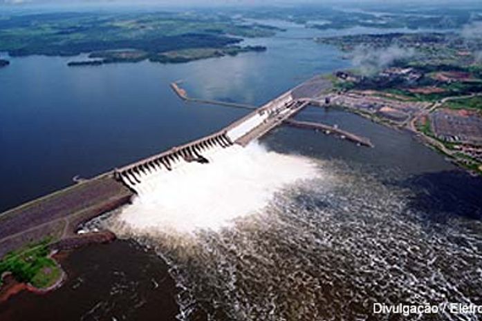 Seis órgãos abrem inscrições para 885 vagas na segunda-feira